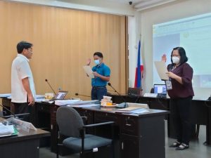 Faculty Regent, Student Regent take oath as members of DMMMSU BOR