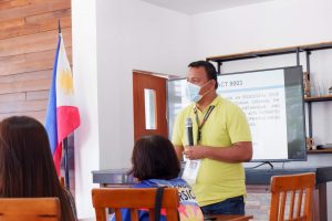 DMMMSU holds waste management learning sessions for LGU Bacnotan