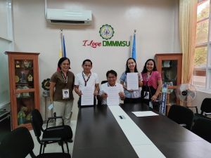 DMMMSU forges partnership with DepEd-Mangaan Elementary School